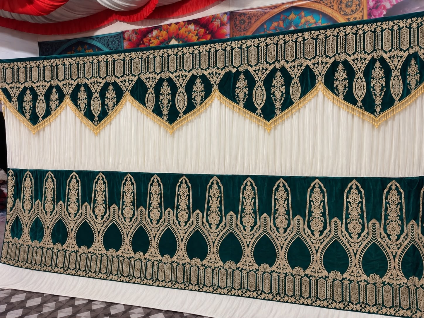 Green-White Curtain